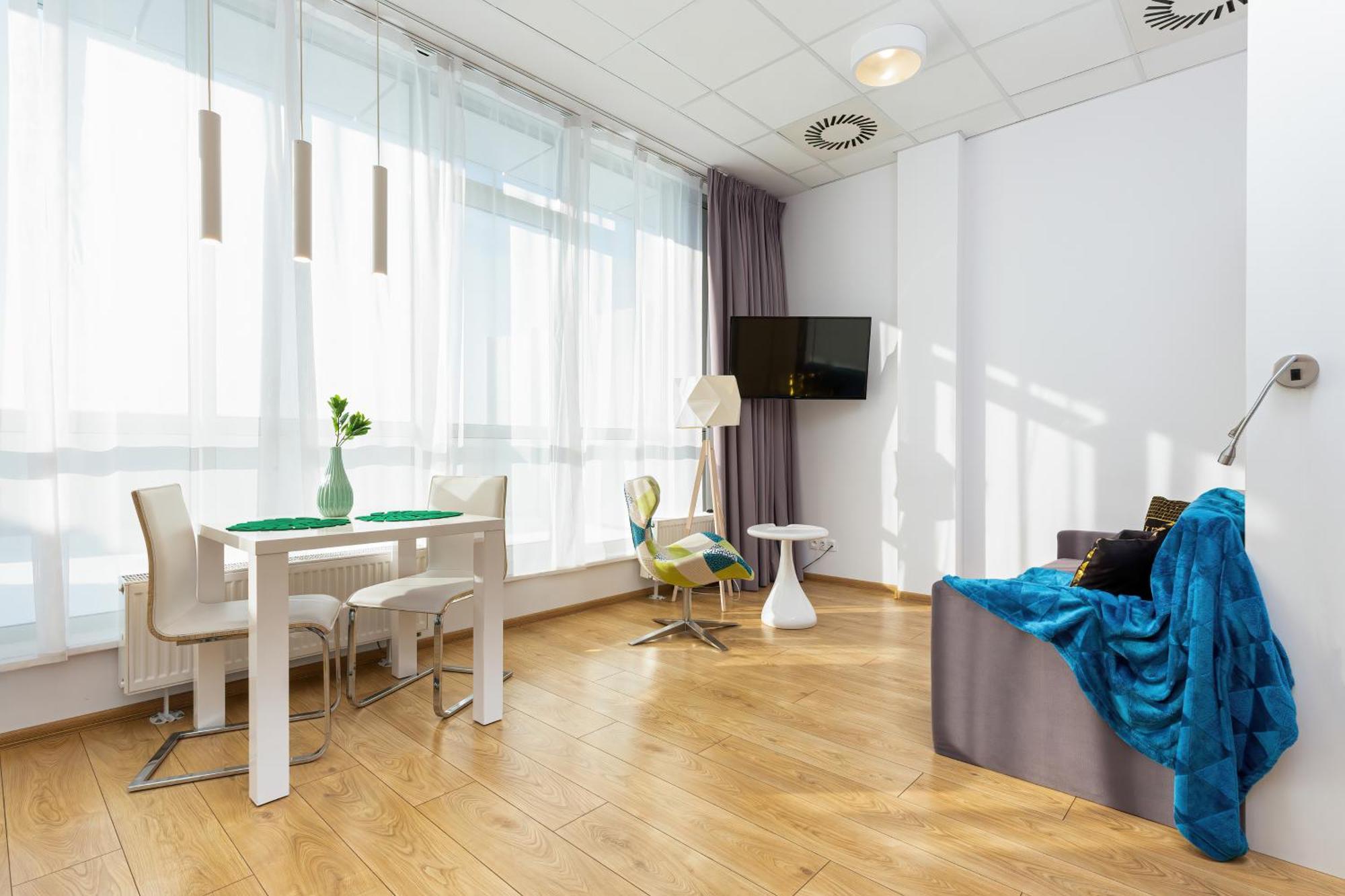 Varsovia Apartments Warsaw By Noclegi Renters Exterior foto